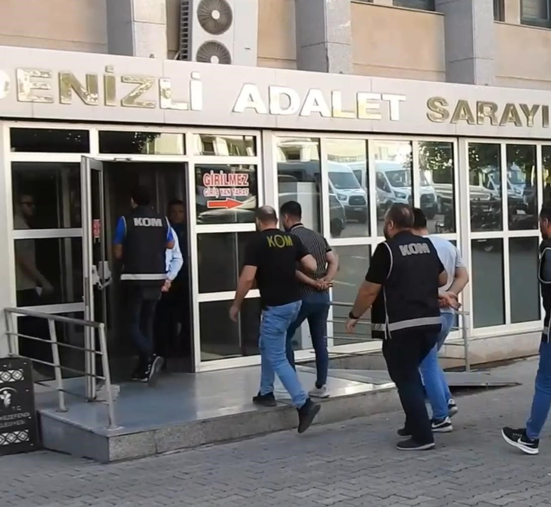 Denizli’de 5 kişiyi mağdur eden 3 şüpheli 10 milyonluk senetle yakalandı