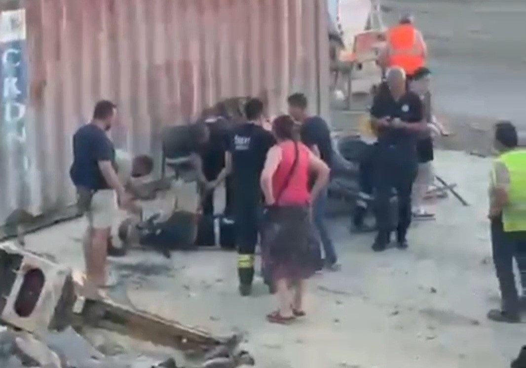 Tekirdağ’da kontrolden çıkan araç yol çalışması alanına girdi: 2 yaralı