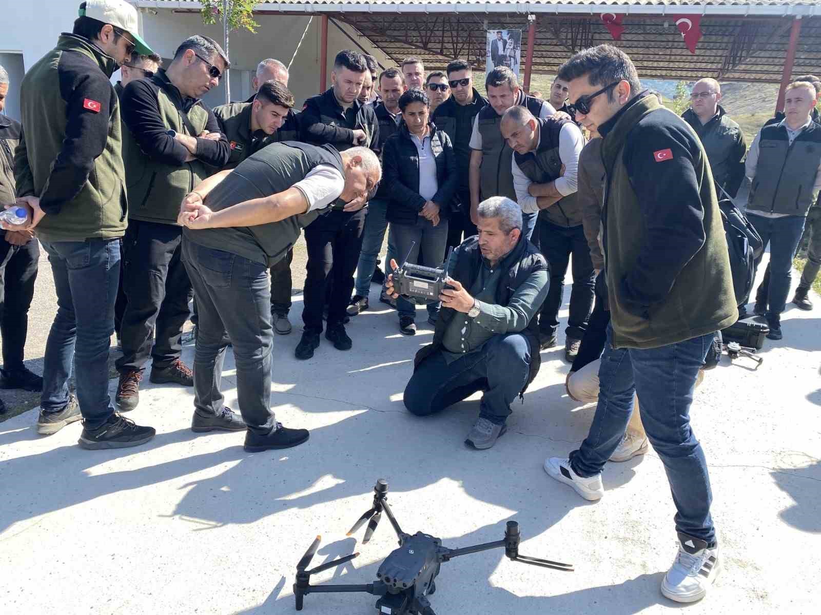 35 şehirde orman yangınlarıyla mücadeleye İHA eğitimi