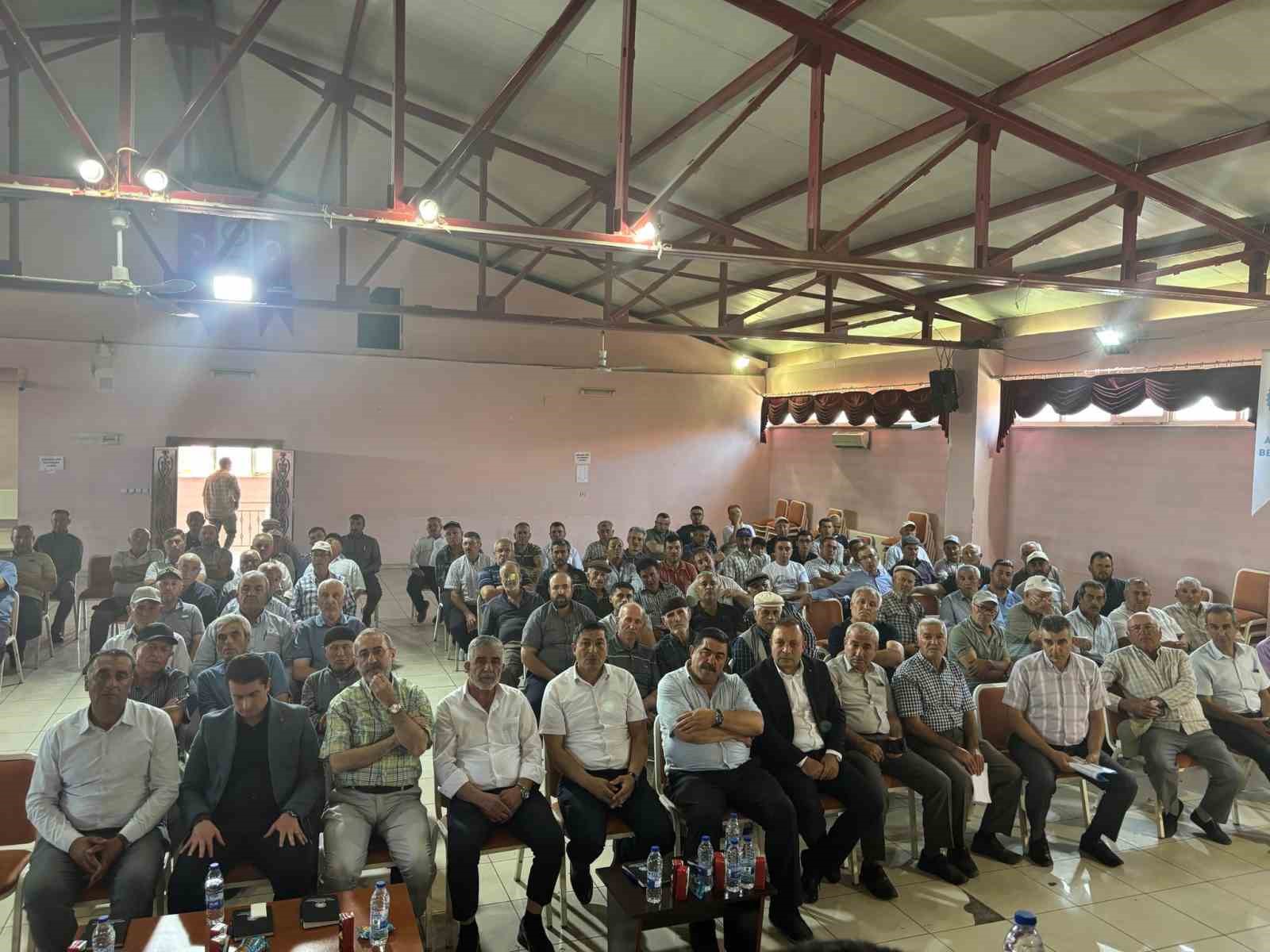Altıntaş’ta tarım konseyi toplantısı düzenlendi