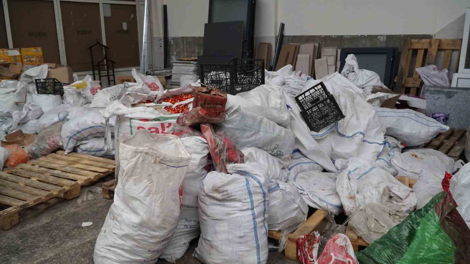 Şehitkamil zabıta ekiplerinden dev operasyon
