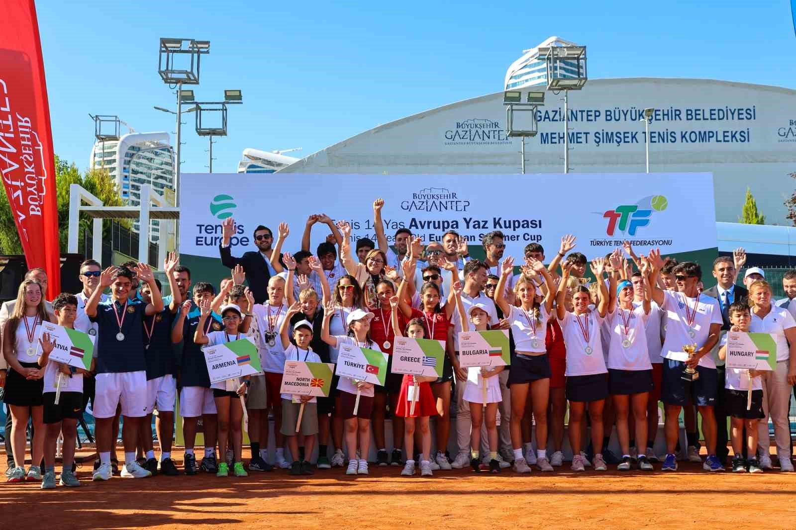 Uluslararası Tenis 14 Yaş Avrupa Yaz Kupası’nın finali Gaziantep’te gerçekleşti
