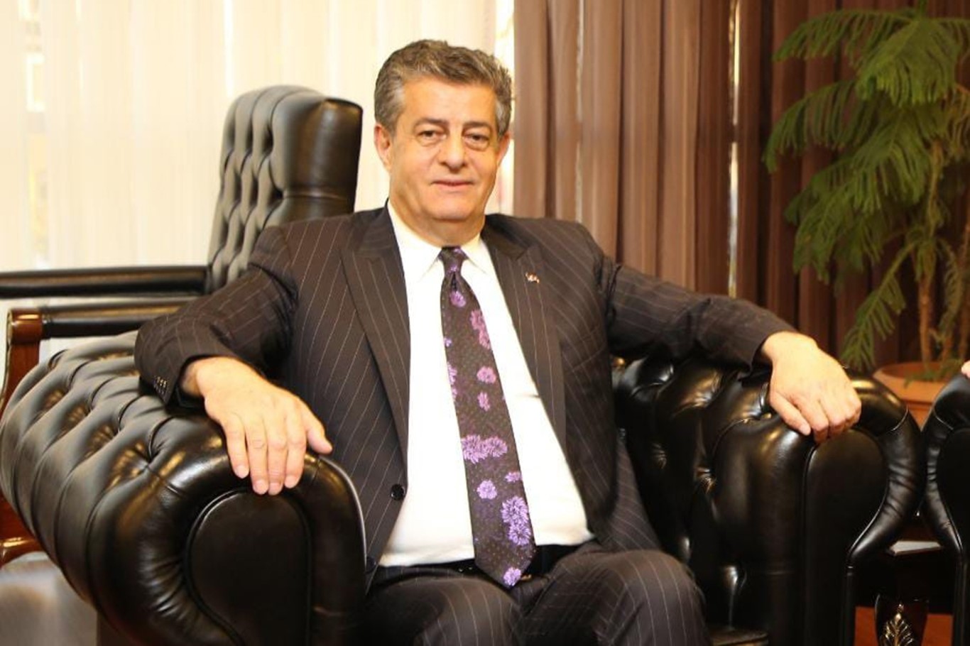 Şırnak&rsquo;ta ihtiya&ccedil; sahibi ailelerin evine kombi ve petekler &uuml;cretsiz d&ouml;şendi
