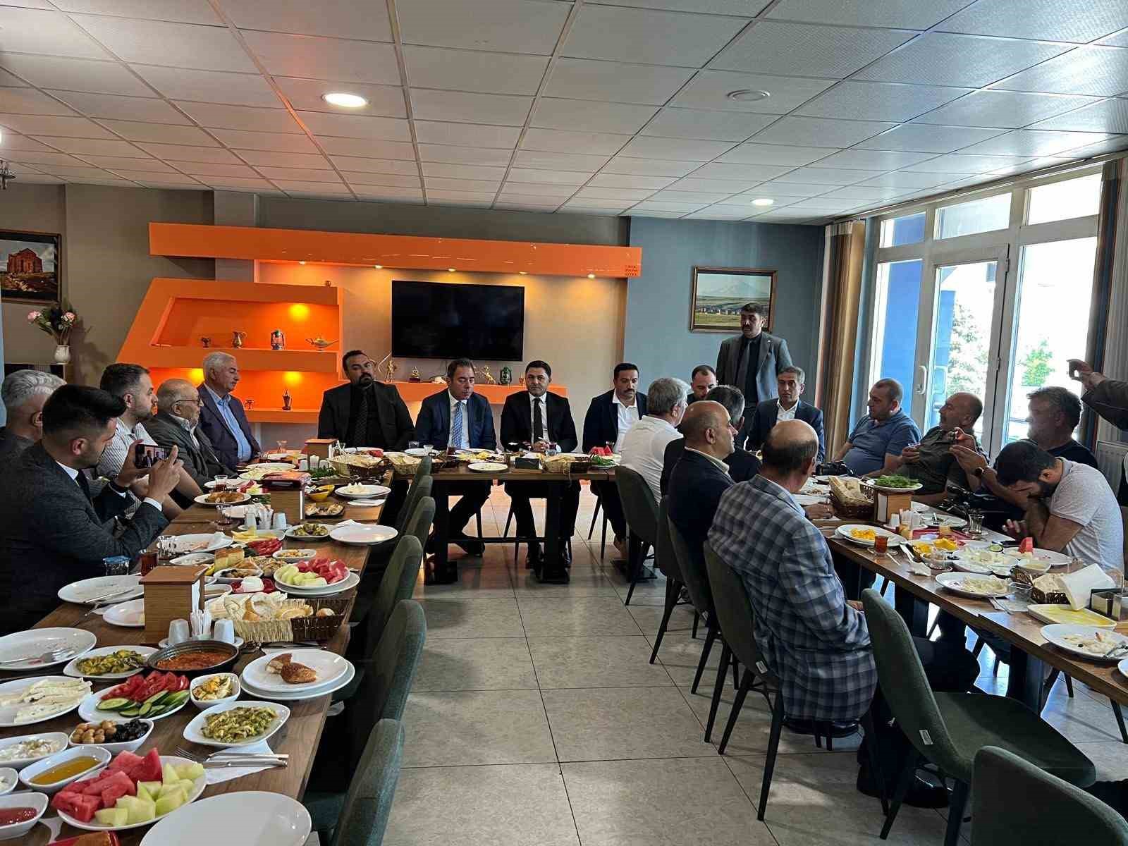 MHP Kars İl Başkanı Adıg&uuml;zel basınla buluştu
