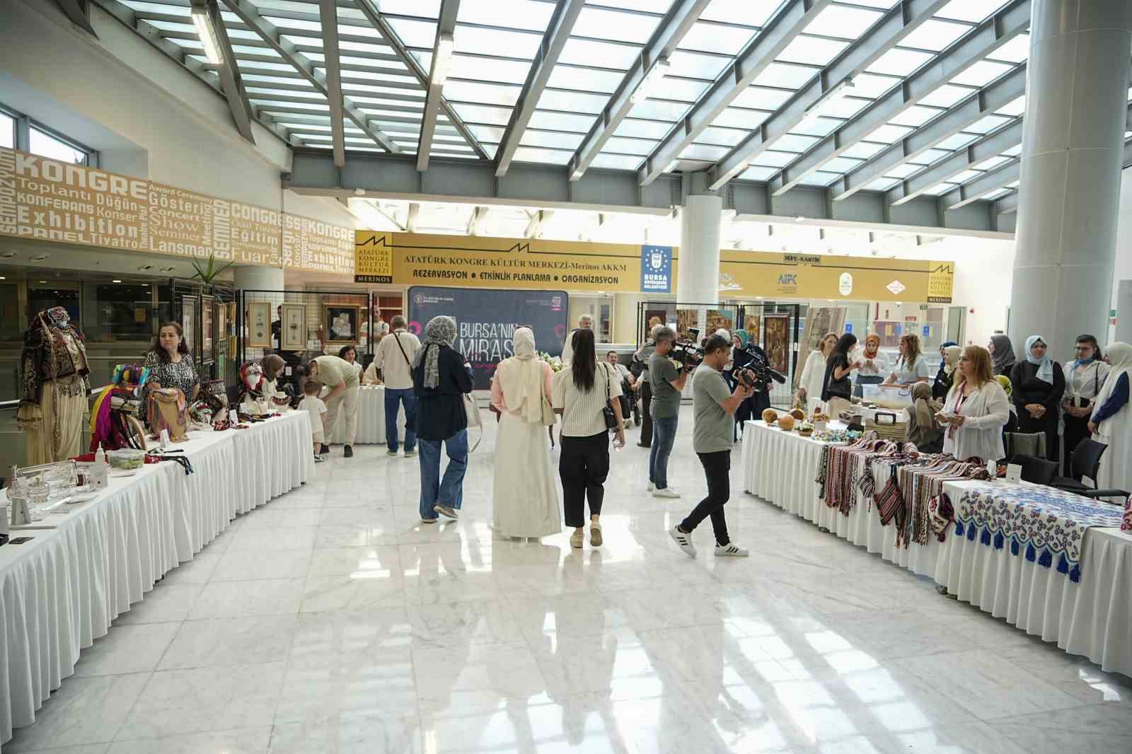 &rsquo;Geleneksel T&uuml;rk Ok&ccedil;uluğu &Ccedil;alıştayı&rsquo; Bursa&rsquo;da d&uuml;zenlendi
