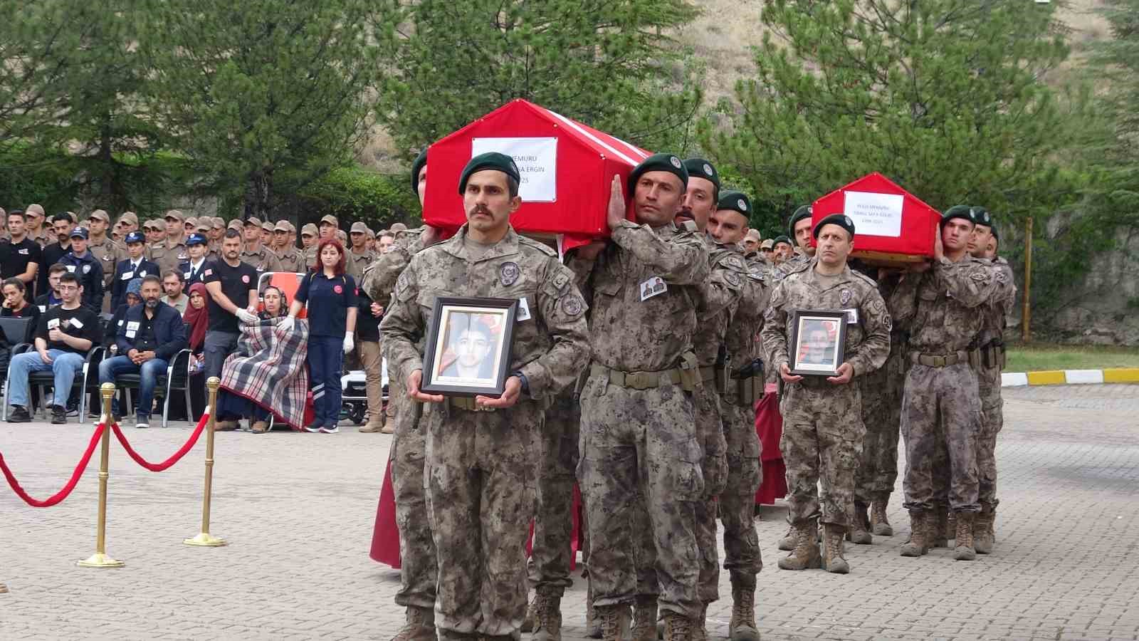 Çankırı’daki kazada hayatını kaybeden polis özel harekat kursiyerleri memleketlerine uğurlandı