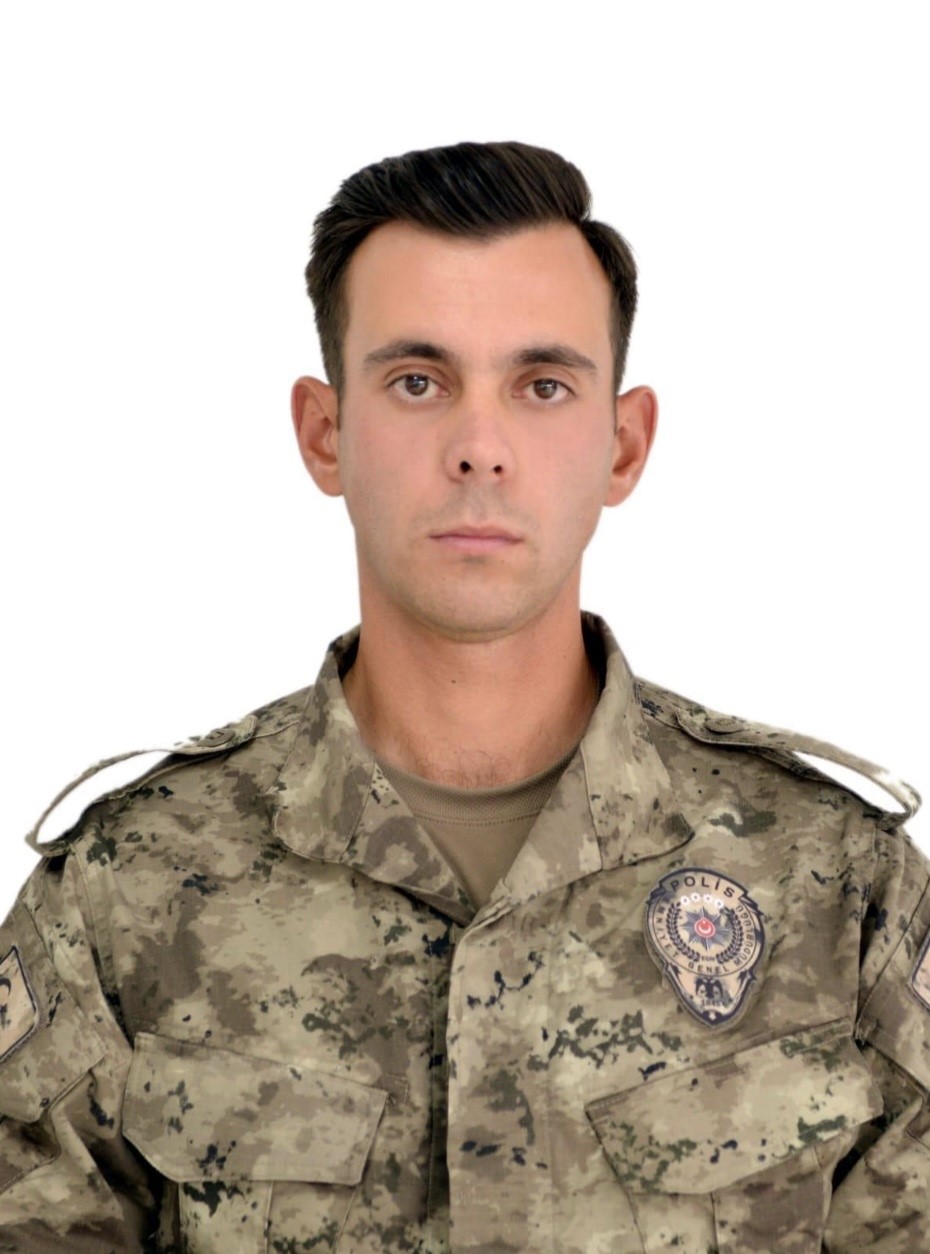 &Ccedil;ankırı&rsquo;daki kazada hayatını kaybeden polis &ouml;zel harekat kursiyerleri memleketlerine uğurlandı
