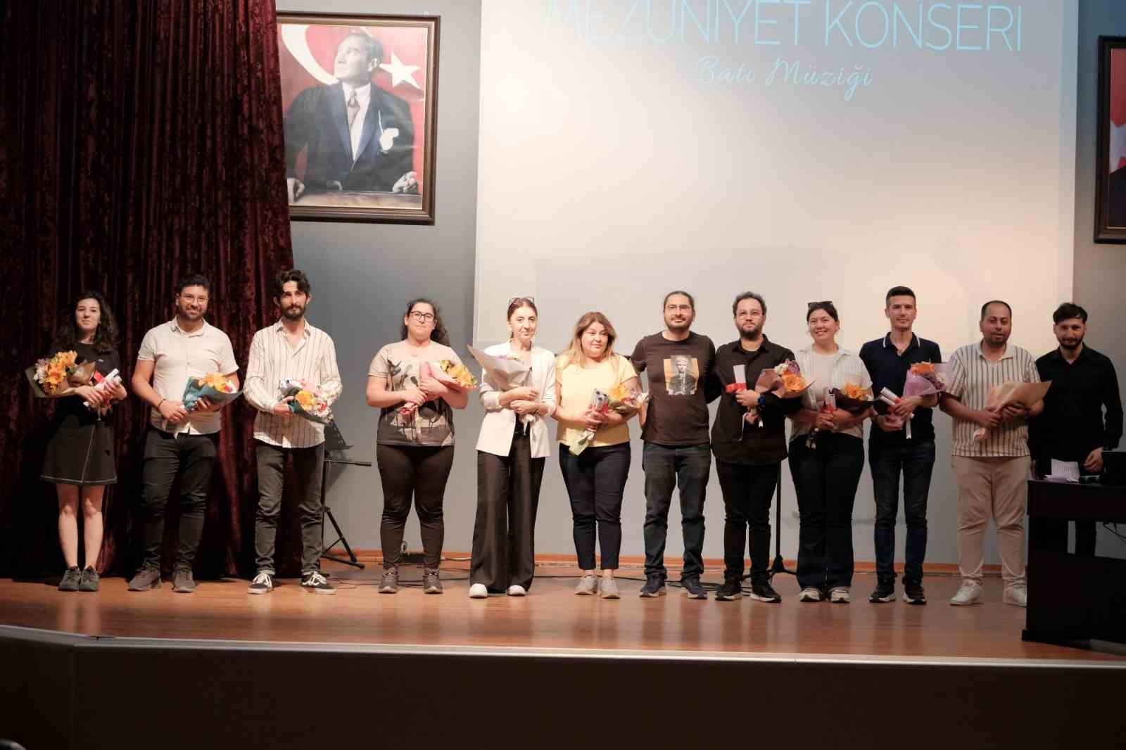 Konservatuvar, mezuniyet konseriyle alkış topladı
