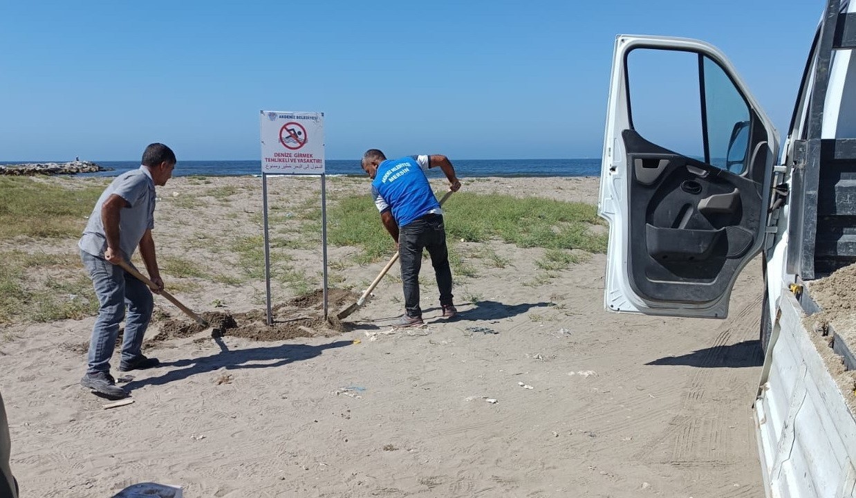 Akdeniz Belediyesi park ve yeşil alanlarda &ccedil;alışmalarını hızlandırdı
