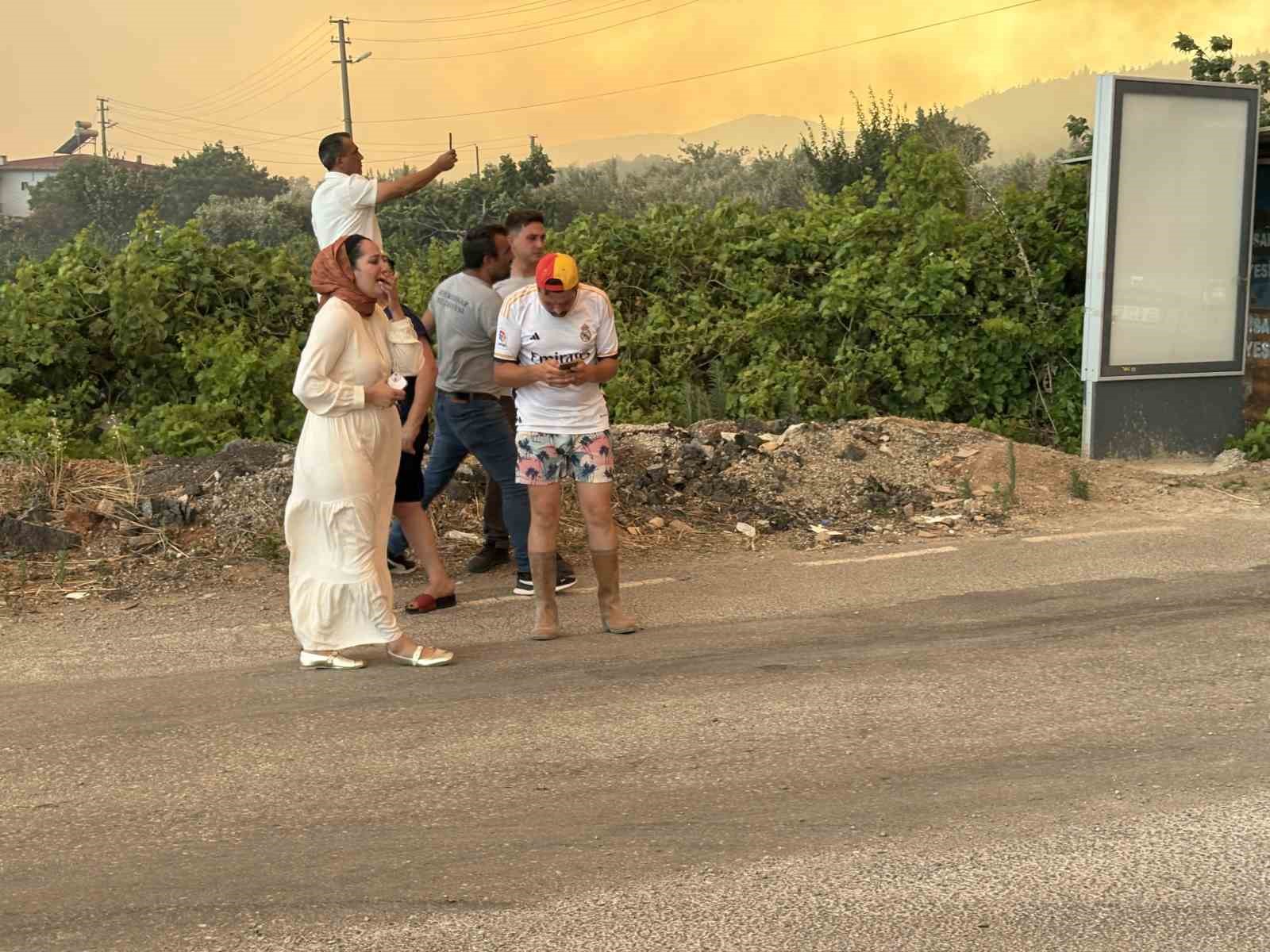 Menderes’te 5 mahalle tahliye ediliyor