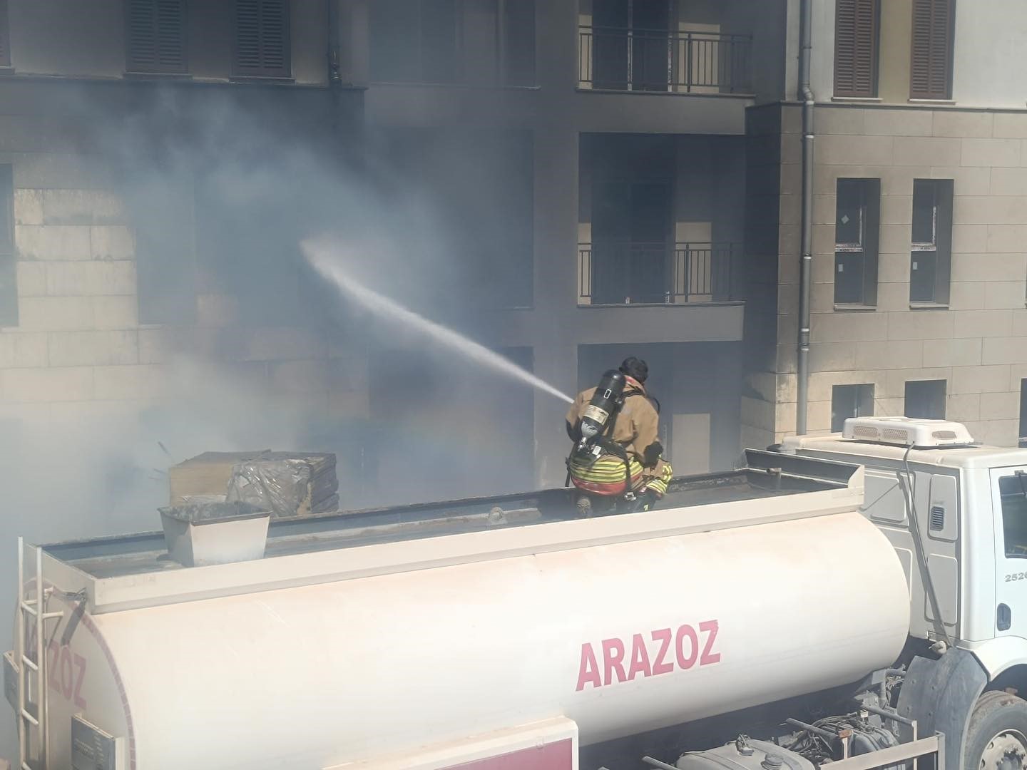 Hatay’da şantiyede yangın