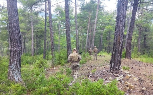 Burdur&rsquo;da jandarmadan ormanlık alanlarda yangın n&ouml;beti
