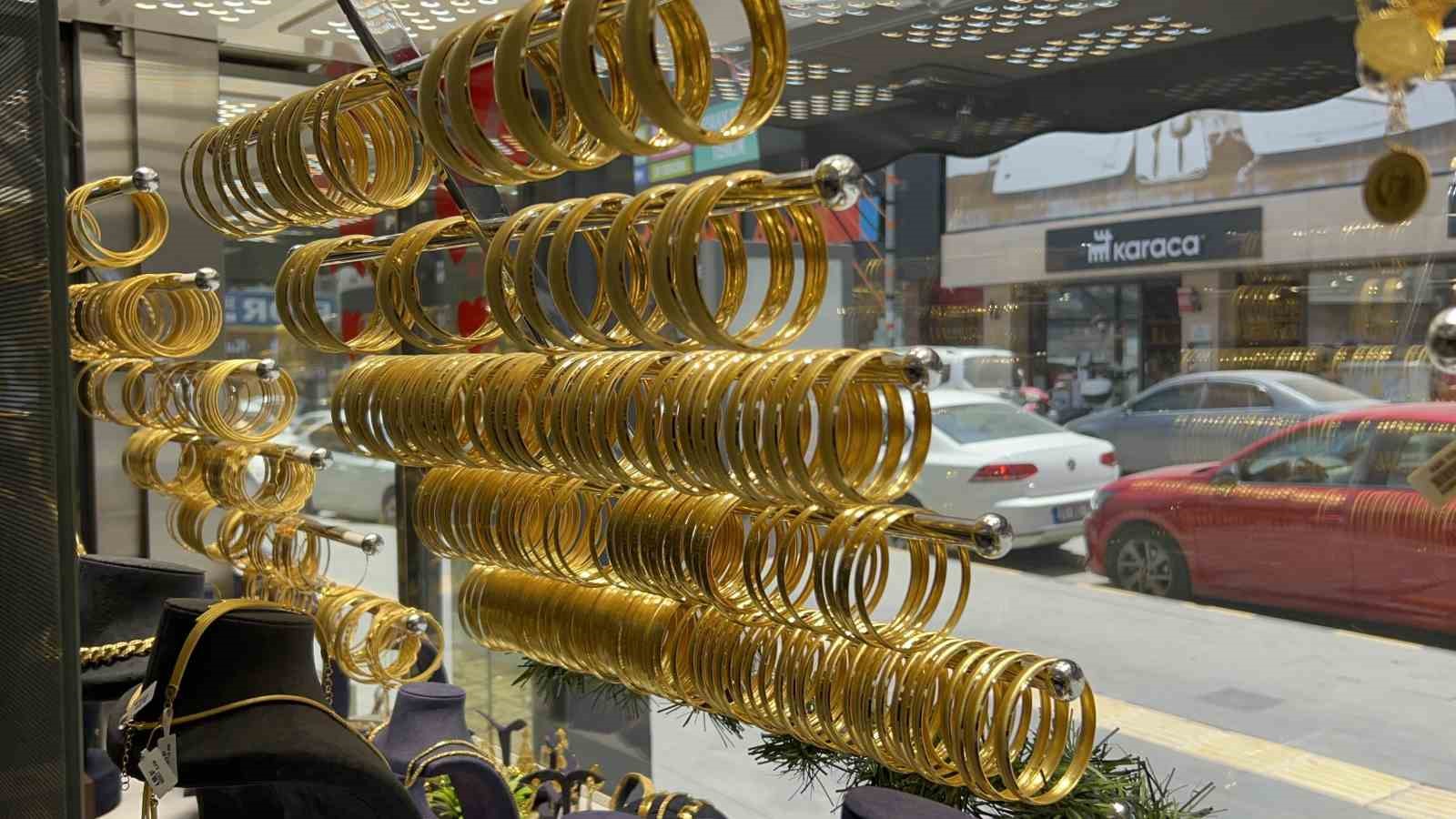 Savaşın sona ermesiyle altın fiyatlarında gerileme devam ediyor