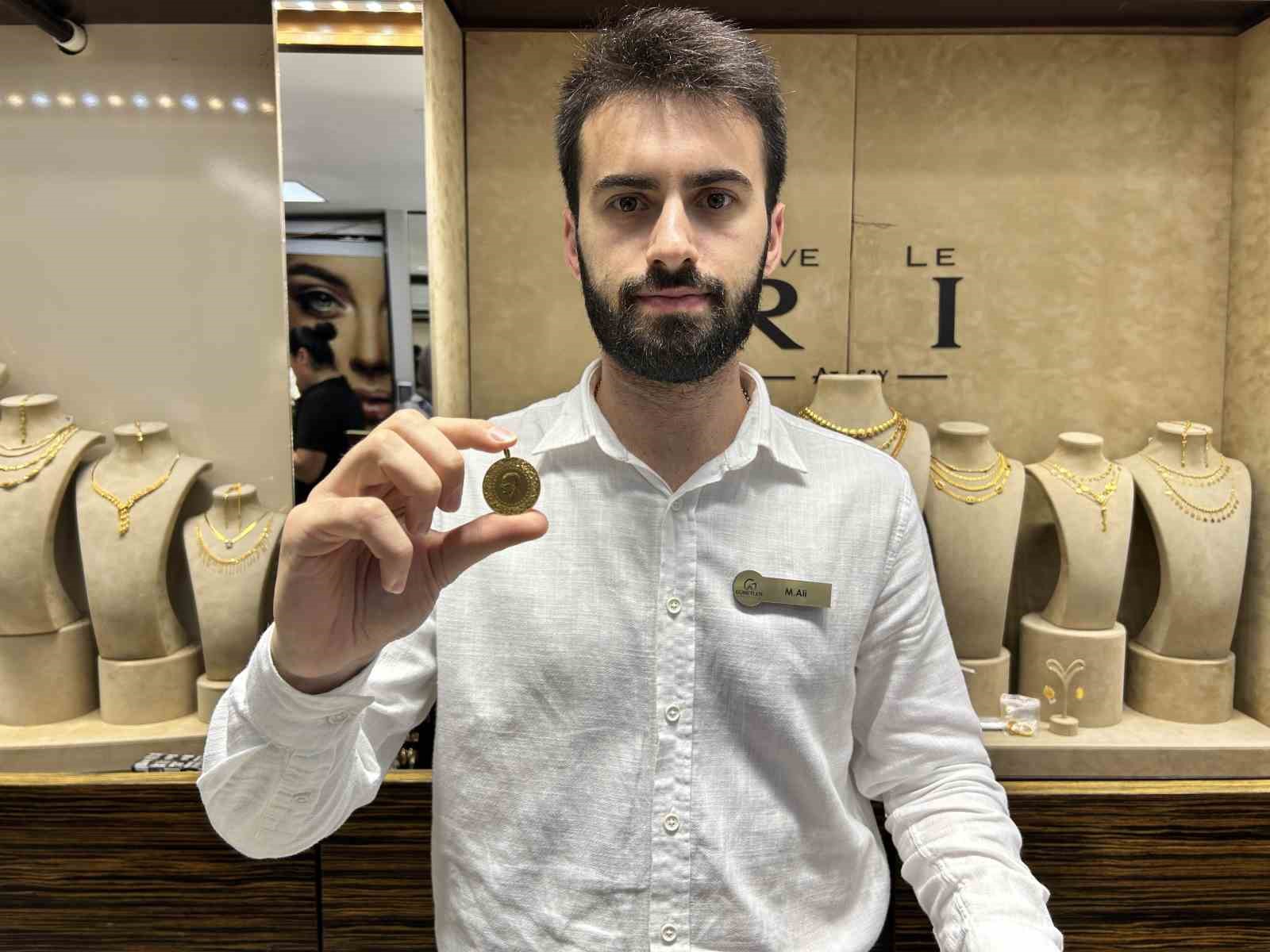 Savaşın sona ermesiyle altın fiyatlarında gerileme devam ediyor
