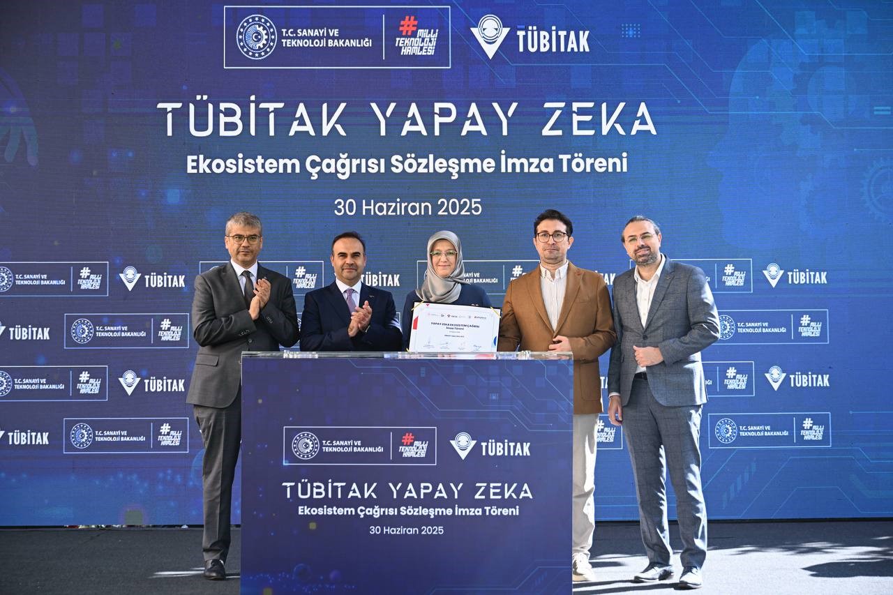 Sanayi ve Teknoloji Bakanı Kacır: "Yapay zeka teknolojilerinin &uuml;retim s&uuml;re&ccedil;lerinde kullanımını yaygınlaştıracağız"
