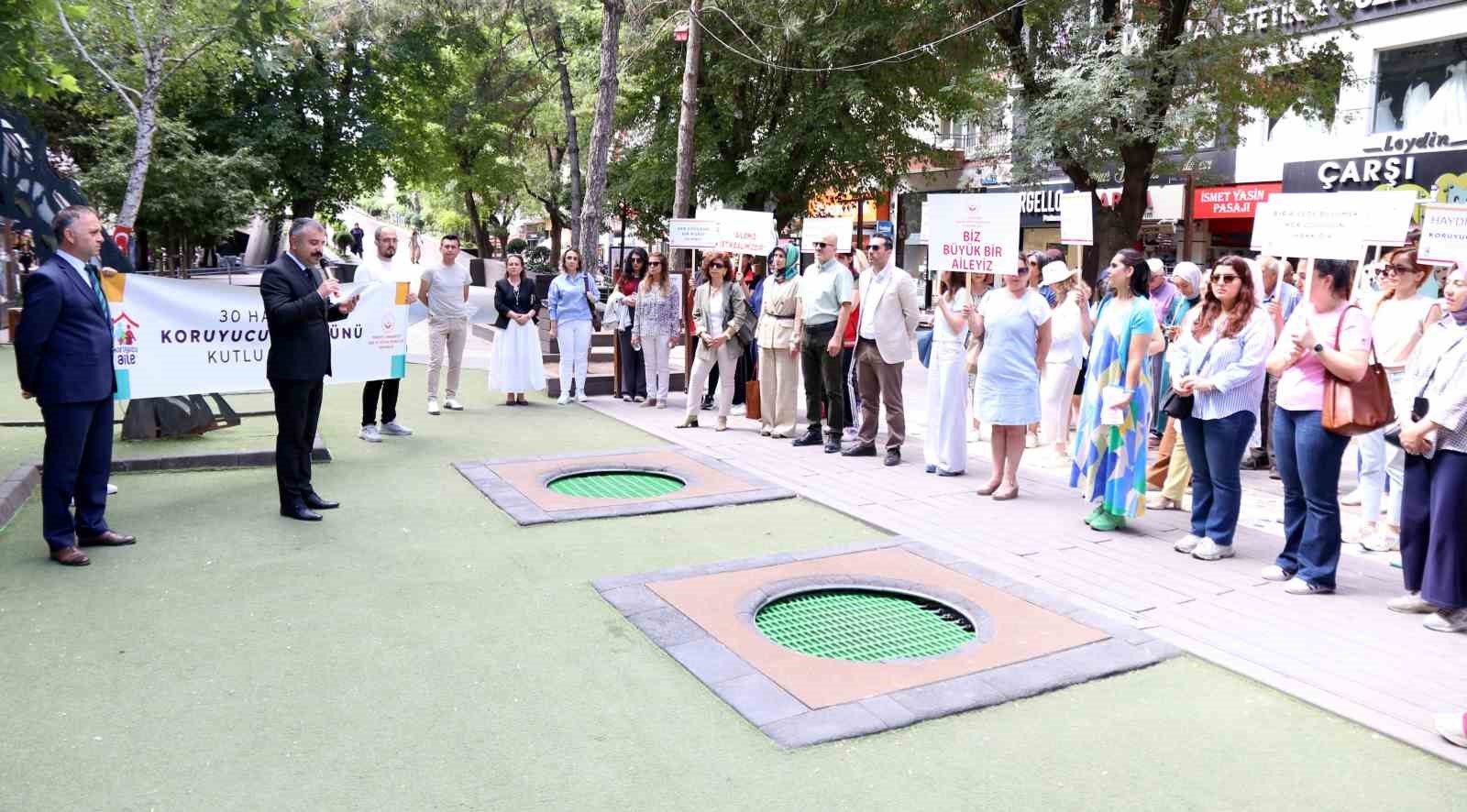 &rsquo;Koruyucu Aile G&uuml;n&uuml;&rsquo; farkındalık y&uuml;r&uuml;y&uuml;ş&uuml;
