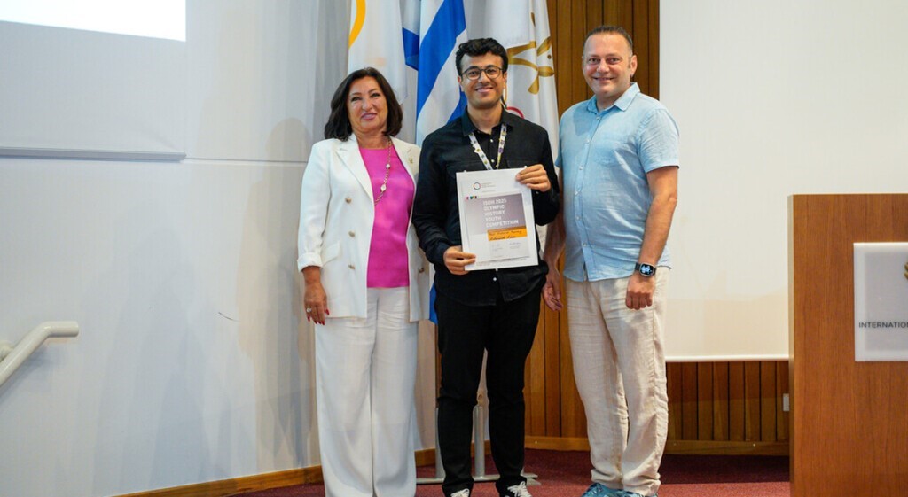 DPÜ’lü öğrenciye Uluslararası Olimpiyat Komitesi’nden ödül