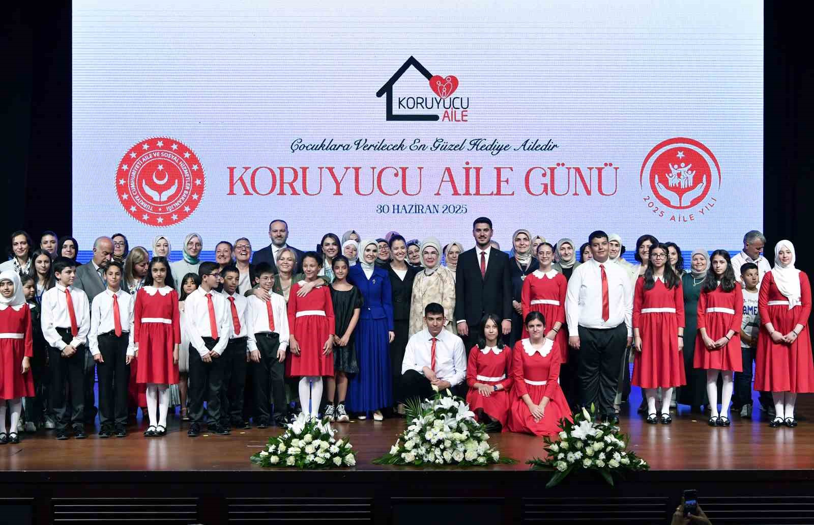 Emine Erdoğan: "Koruyucu aile sisteminin tüm dünyada yaygınlaşması elzemdir"
