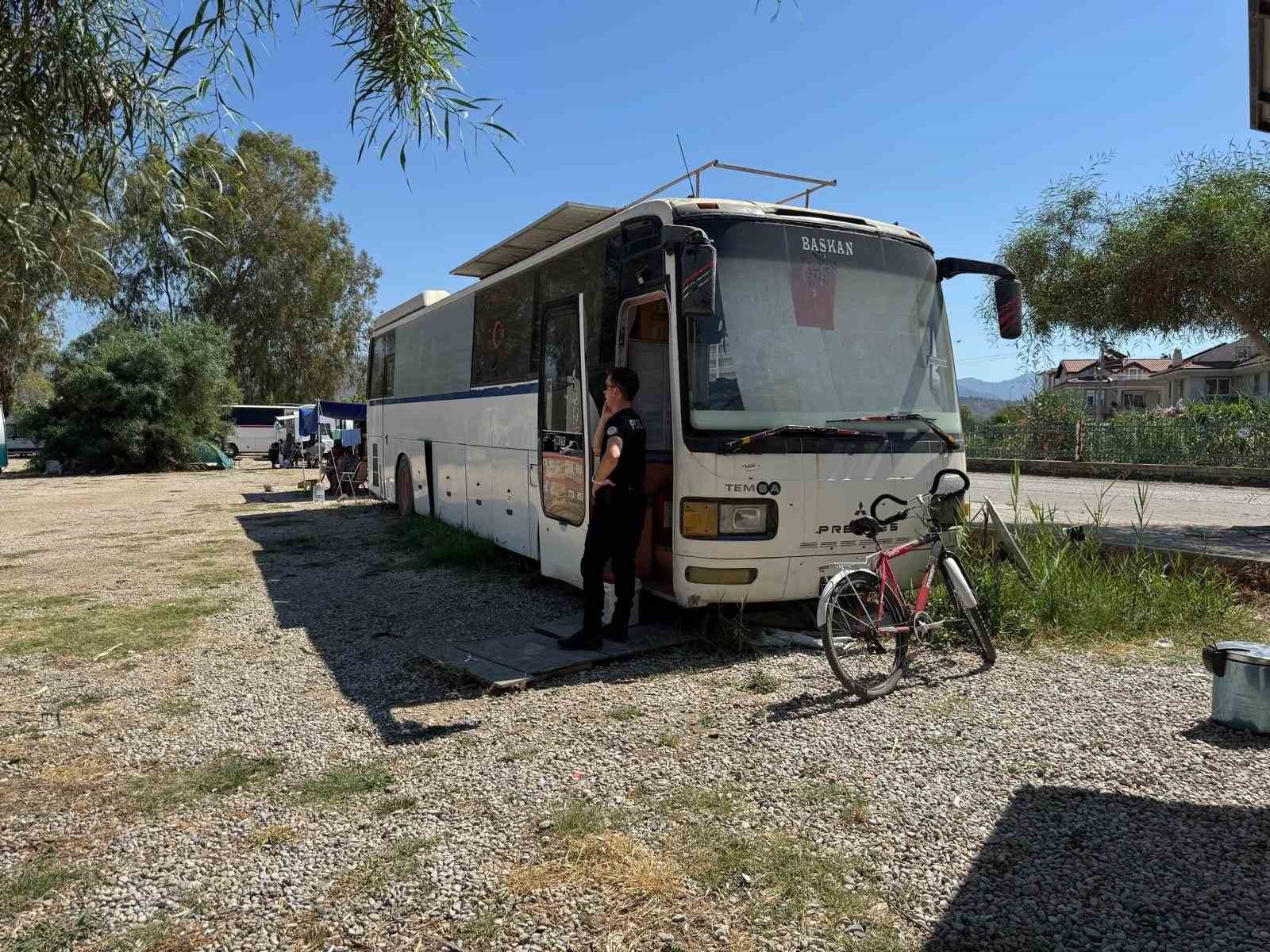 Fethiye’de otobüste yaşayan şoför ölü bulundu