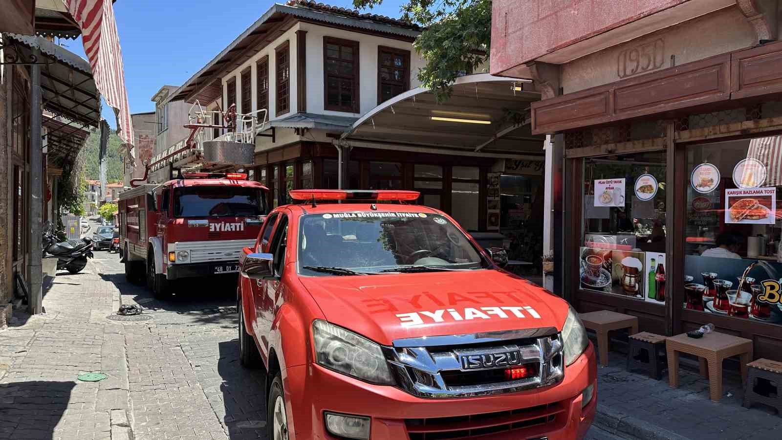 Muğla’da baca yangını korkuttu