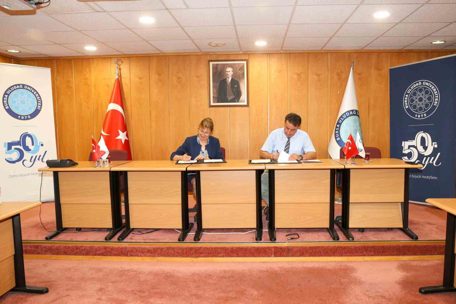 BU&Uuml;, İstanbul Anadolu yakasındaki sanayicilerin deprem risklerini analiz edecek
