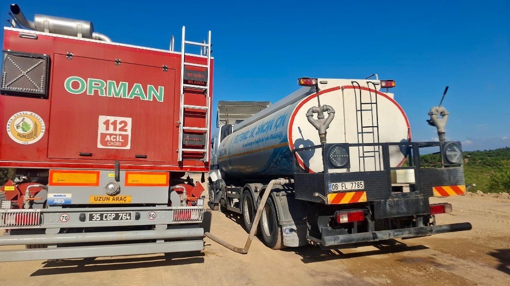 Sincan Belediyesi&rsquo;nden Akhisar&rsquo;daki orman yangınına destek
