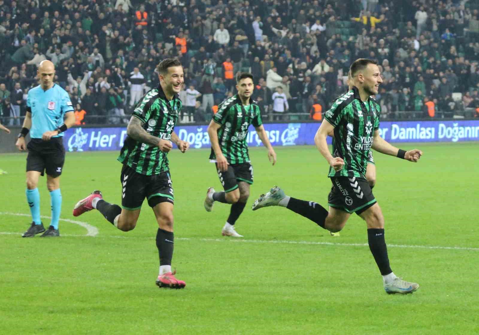 Josip Vukovic&rsquo;ten Kocaelispor camiasına duygusal veda
