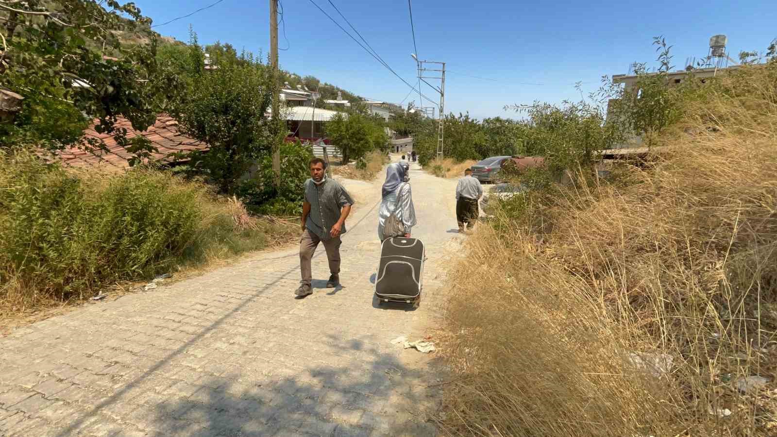 Hatay Valisi Masatlı: "3 mahallemizde tahliyeler başladı"
