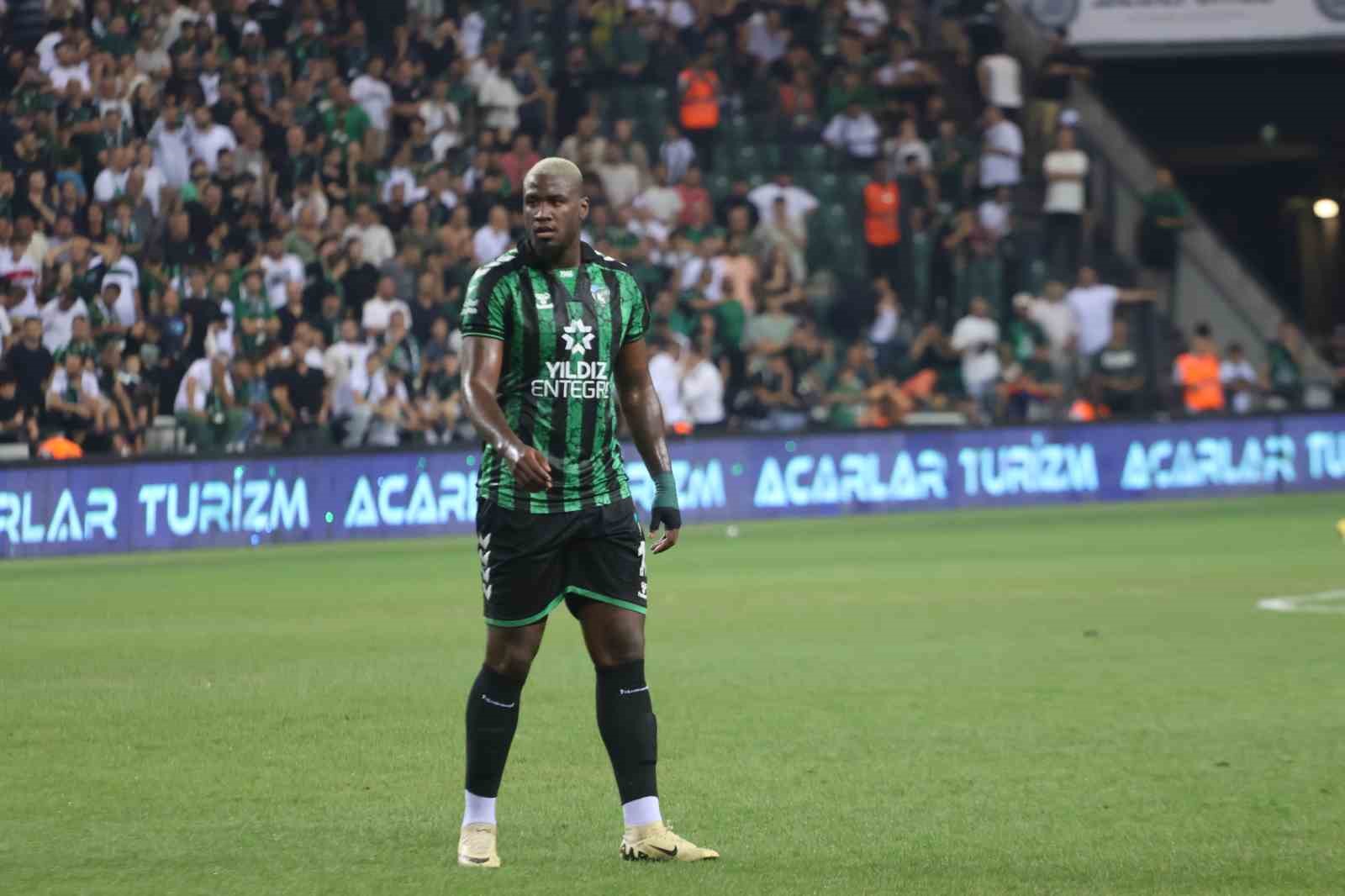 Kocaelispor’da Markao ile de yollar ayrıldı