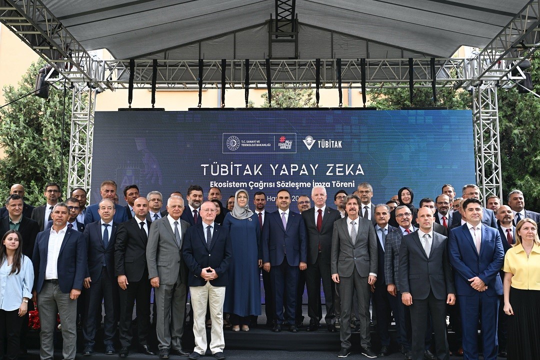 MCBÜ’nün akıllı eğitim projesi Türkiye vizyonuna yön veriyor