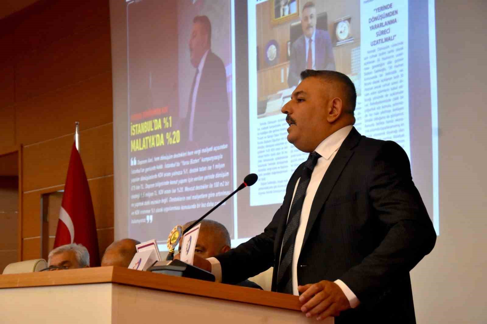 Sadıkoğlu: "Bu şehir 16 ay imar bekledi, yerinde dönüşüm süresi uzatılmalıdır"