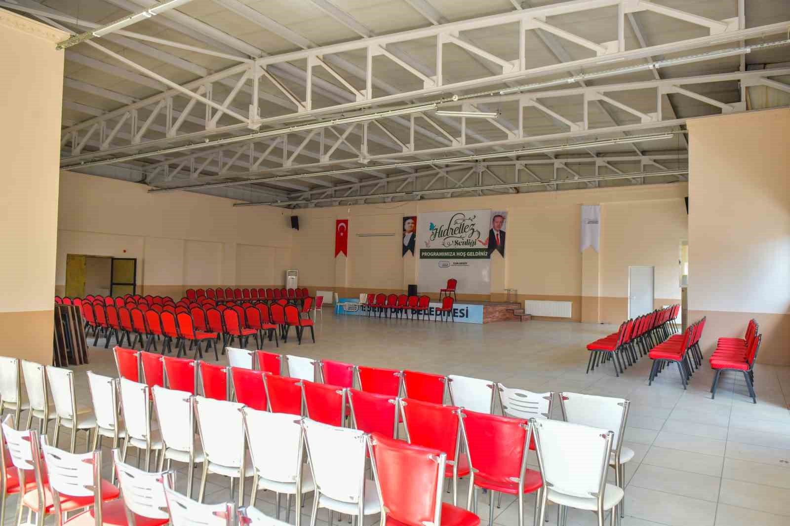 Esenyurt Belediyesi Roman Kültür evi yenilendi, yeni kurslarla hizmete başladı
