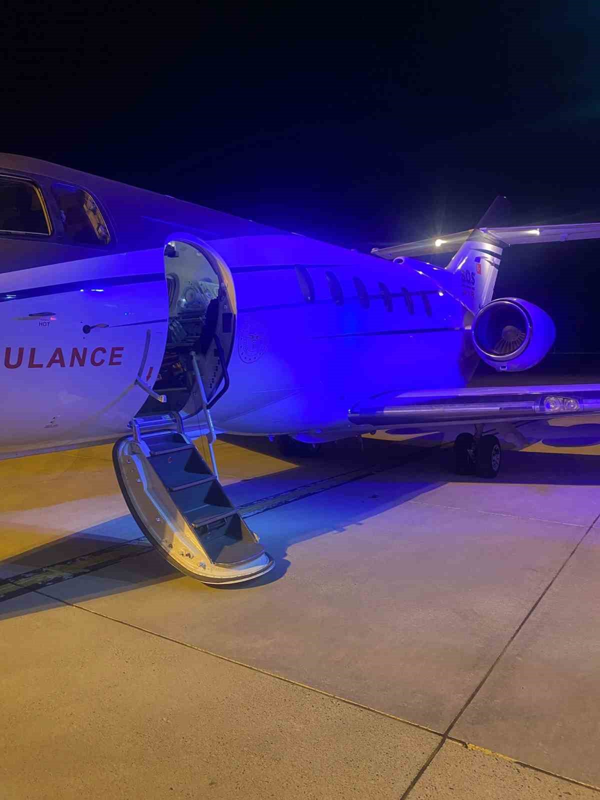 Doğuştan akciğer damarları gelişmeyen bebek uçak ambulansla Ankara’ya sevk edildi