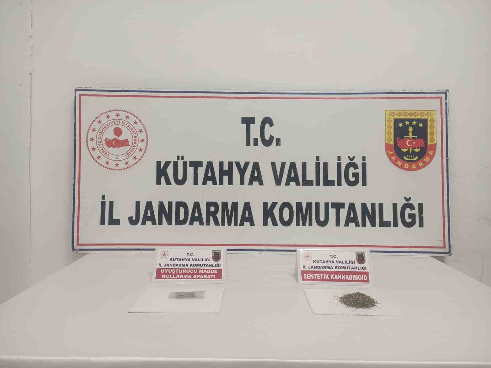 Kütahya’da jandarmadan uyuşturucu operasyonu