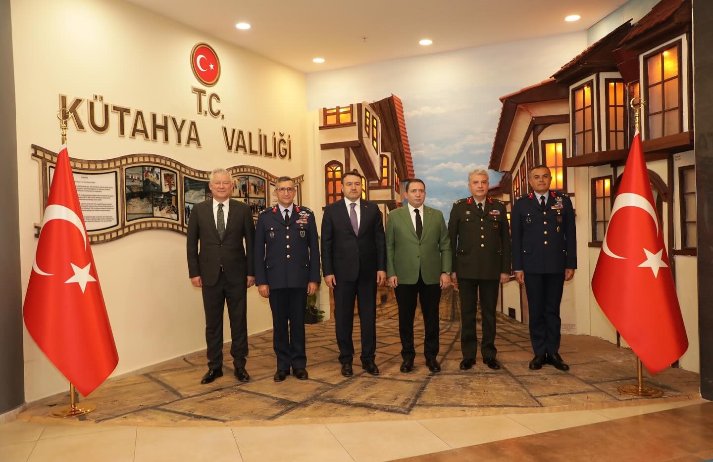 Milli Savunma Bakanlığı Heyetinden Vali Musa Işın’a ziyaret