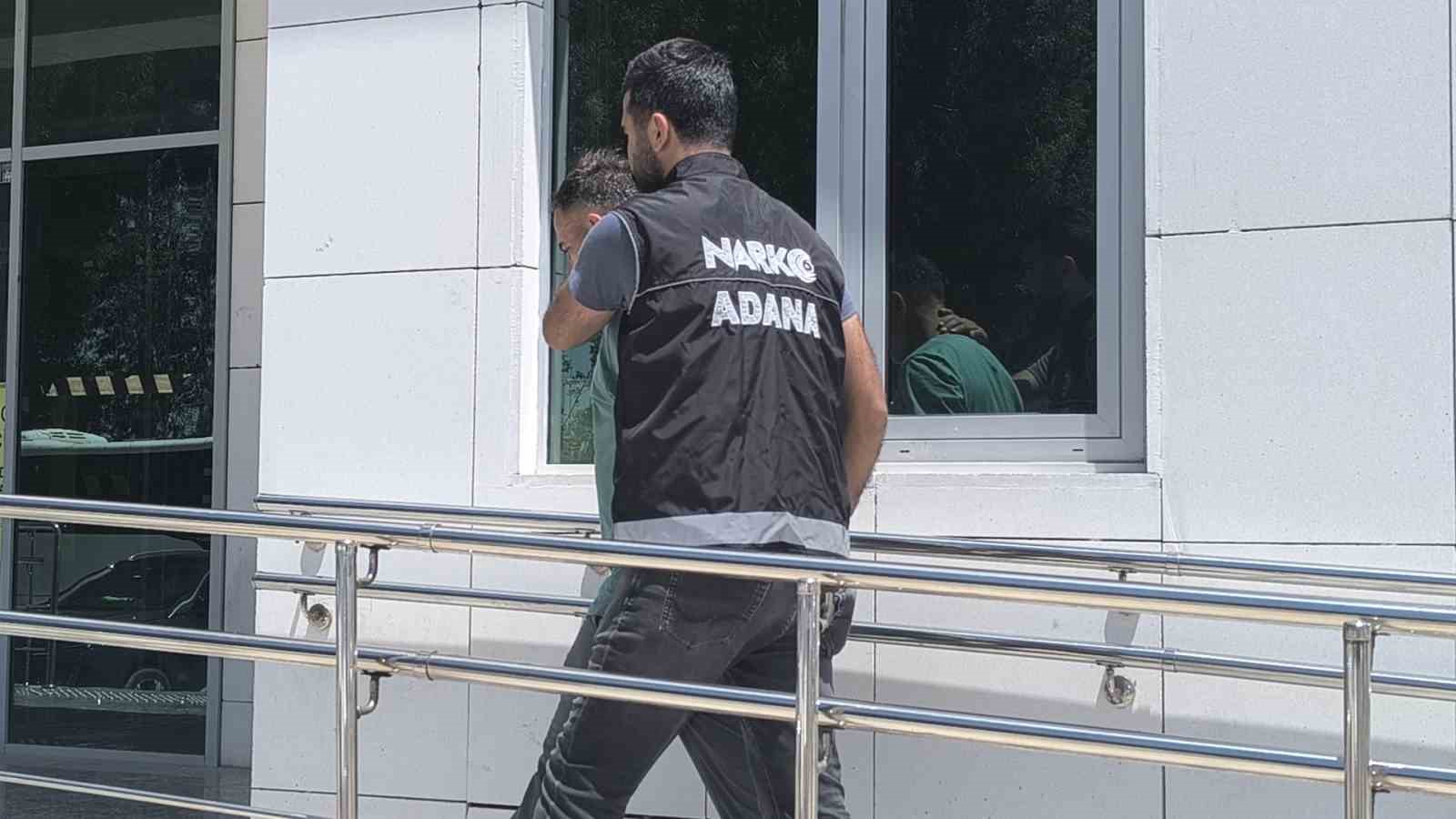 Adana’da hükümlü 18 torbacı yakalandı