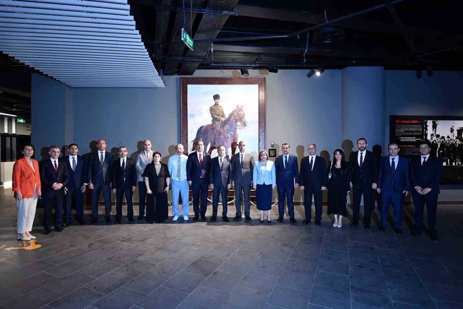 Türkiye ve Azerbaycan Sayıştayları arasında işbirliği protokolü imzalandı