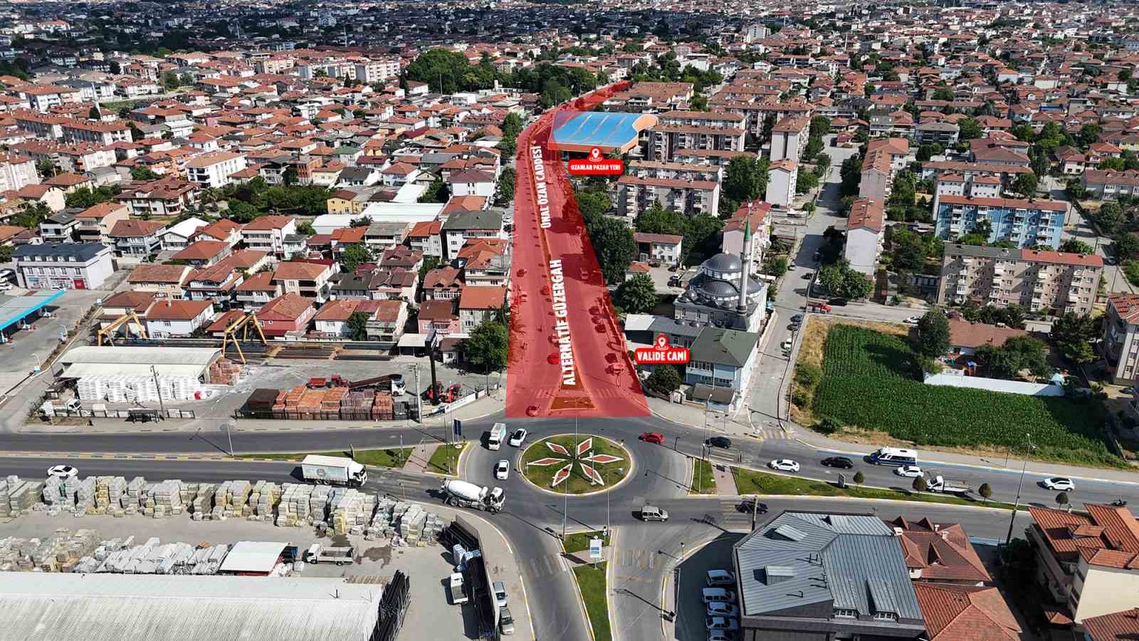 Metrobüs hattı projesinin ardından sürücülere alternatif güzergah bilgilendirmesi
