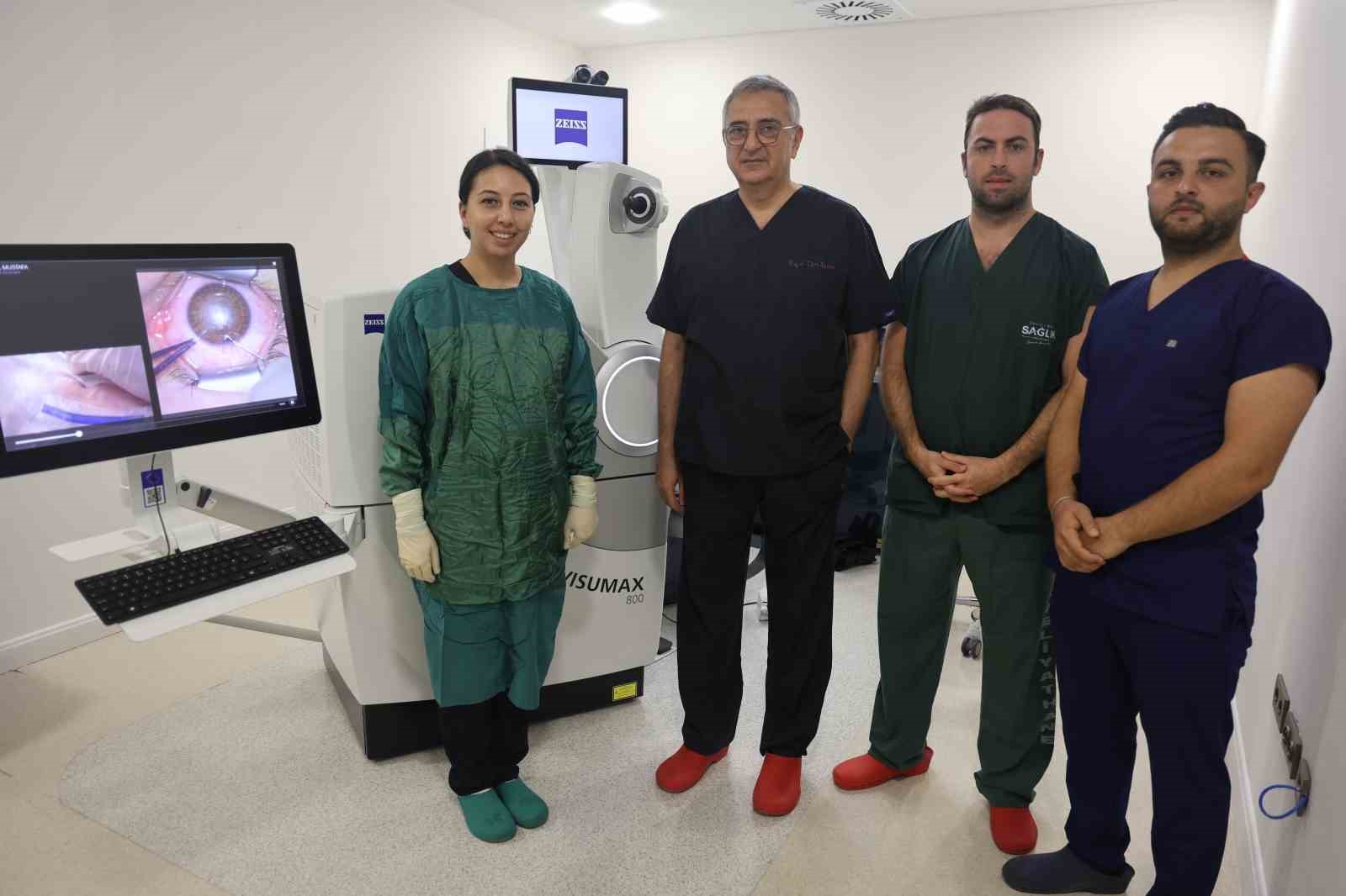 Lazer göz cerrahisinin yeni trendi ‘Smile Pro’ yöntemi Denizlililerin hizmetine girdi
