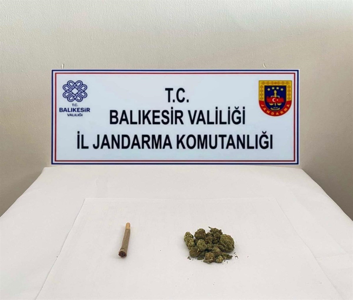 Balıkesir’de 5 ilçede uyuşturucu operasyonu: 18 şüpheli yakalandı
