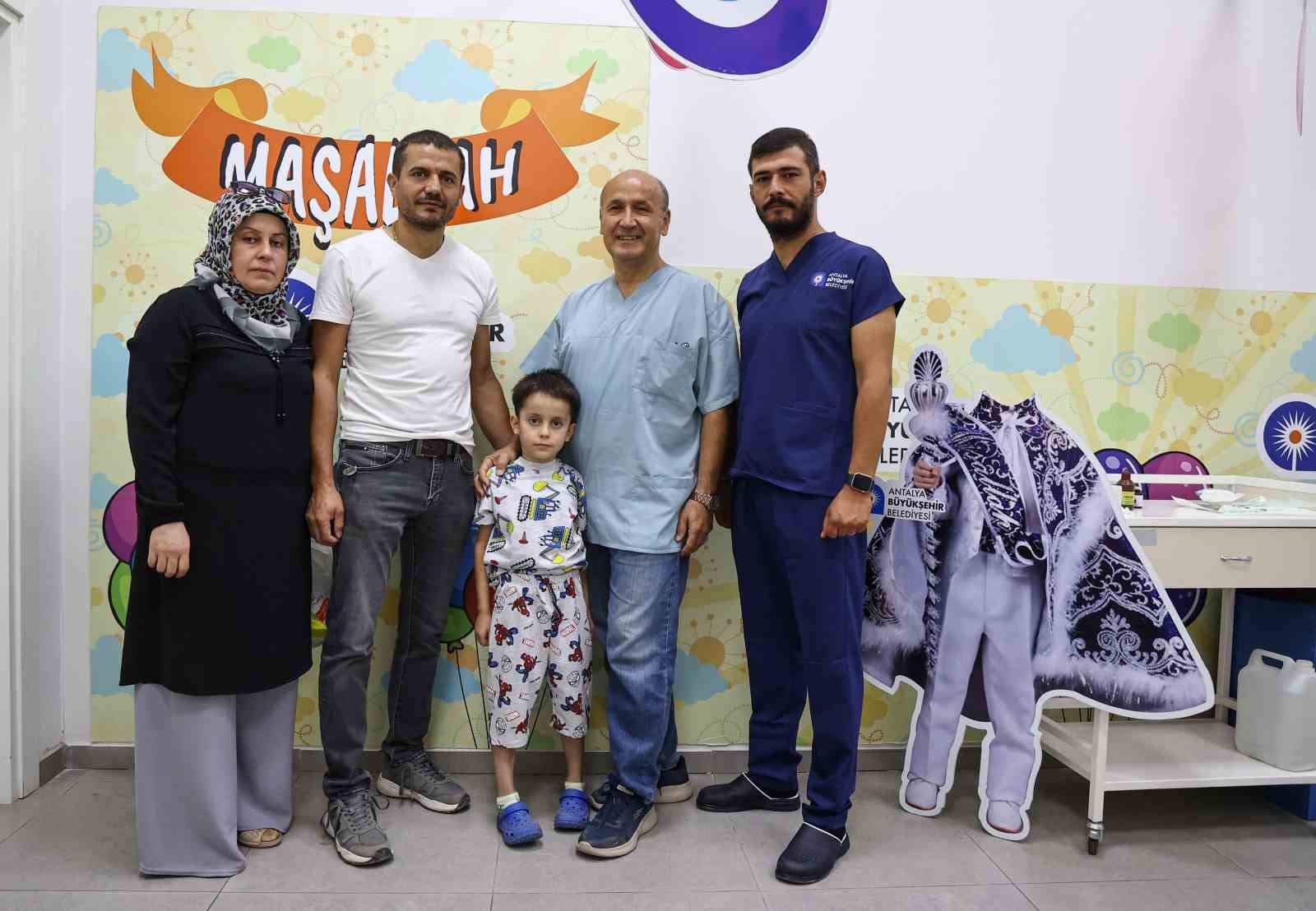 Büyükşehirden ücretsiz ve steril ortamda sünnet hizmeti