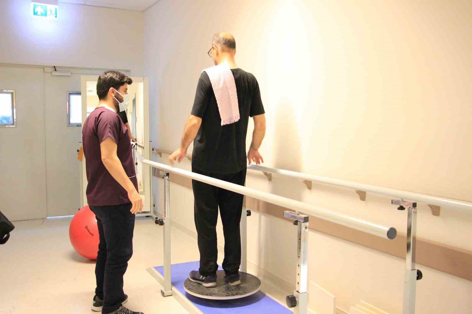 Elazığ Fethi Sekin Şehir Hastanesi kas hastalarına umut oluyor