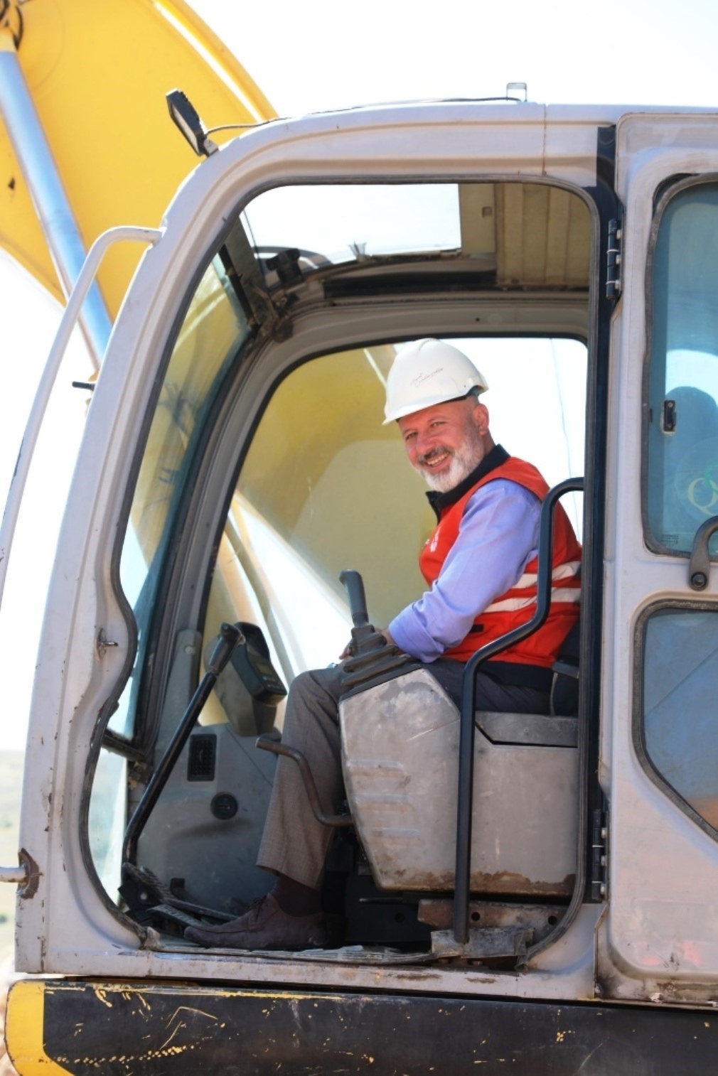 Başkan &Ccedil;olakbayrakdar: "İkinci fabrikamız, yerli &uuml;retimin ve kayseri&rsquo;nin gururudur"
