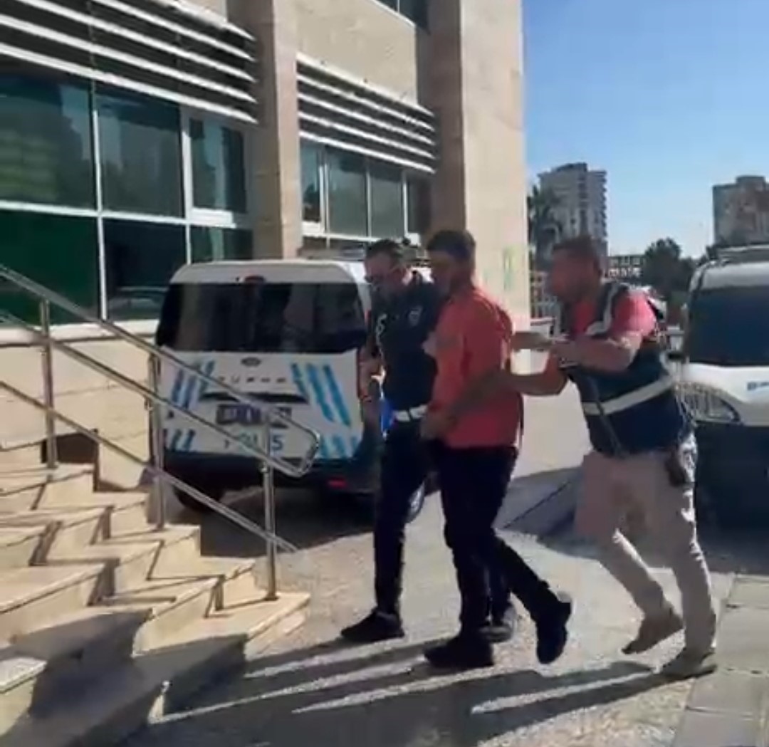 Adana’da hırsızlık suçundan 30 yıl hapis cezası bulunan hükümlü yakalandı