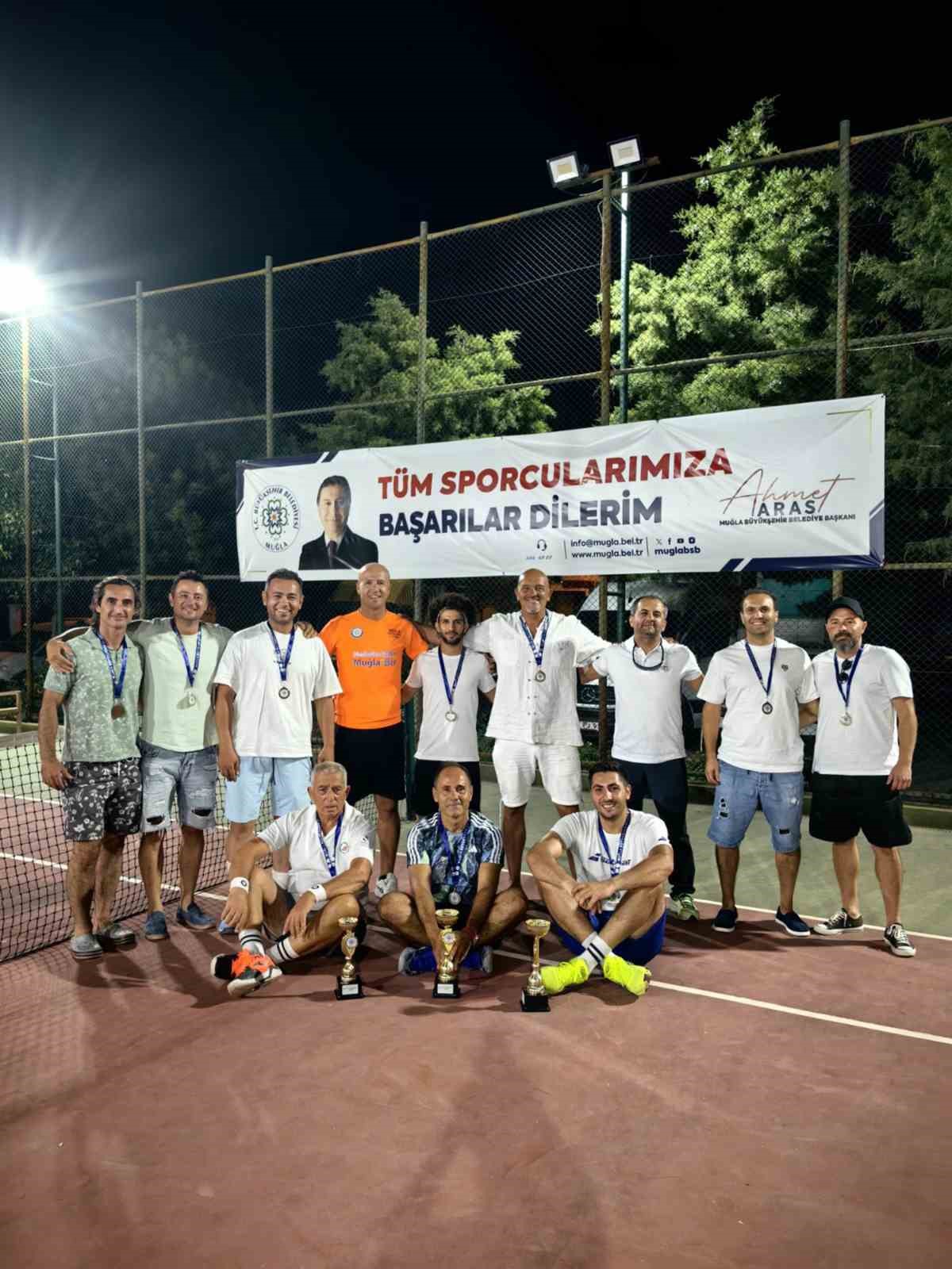 Babalar Günü’nde Tenis turnuvası sona erdi