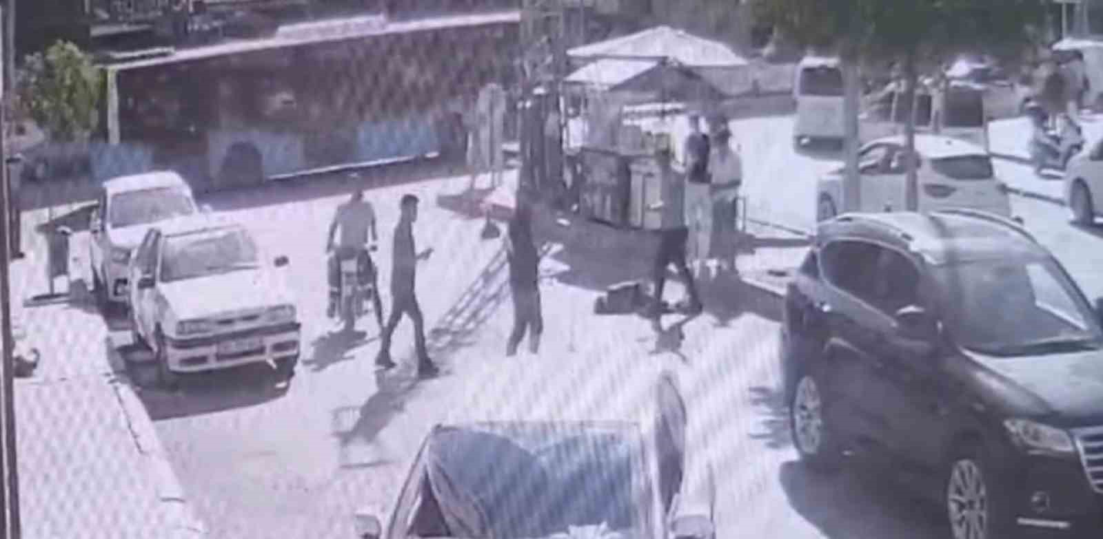 Şanlıurfa&rsquo;da  otomobilin &ccedil;arptığı &ccedil;ocuk &ouml;ld&uuml;
