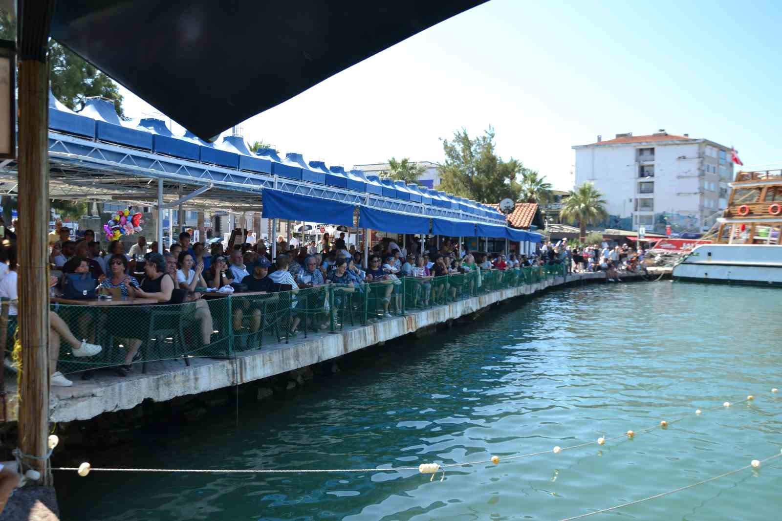 Ayvalık’ta 99. Denizcilik ve Kabotaj Bayramı coşkuyla kutlandı