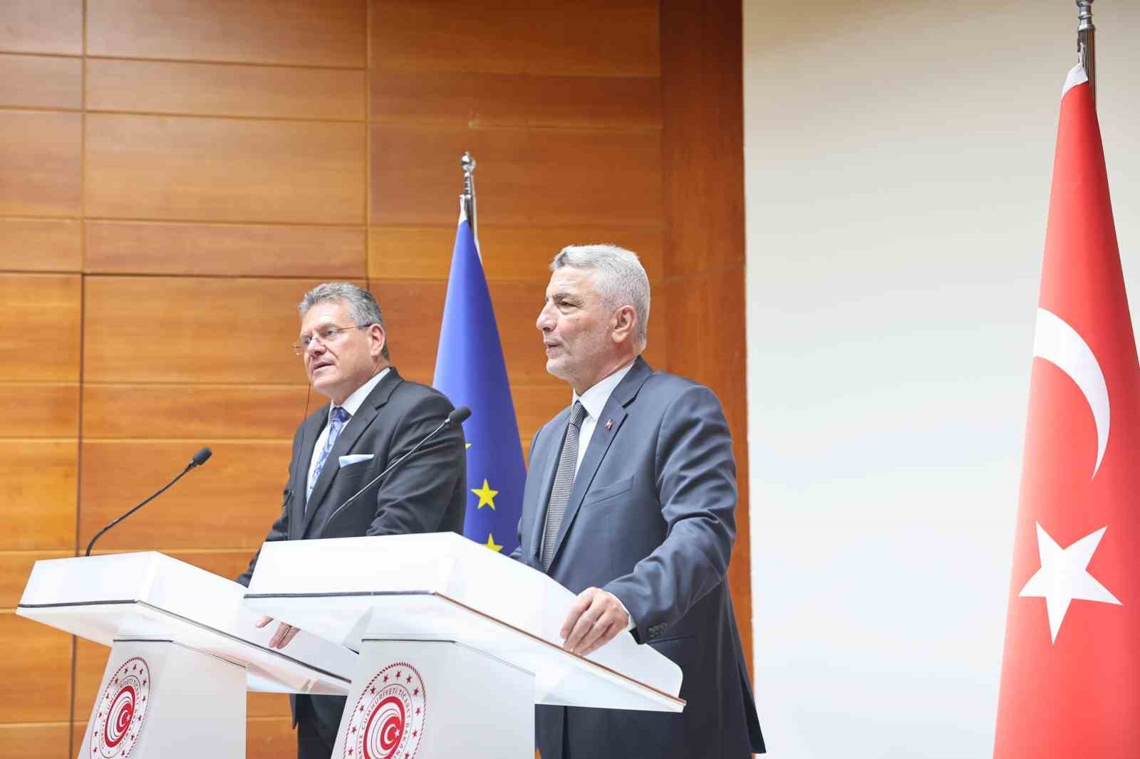 Bakan Bolat: "AB G&uuml;mr&uuml;k Birliği&rsquo;nin g&uuml;ncellenmesi bir tercih değil bir zorunluluktur"
