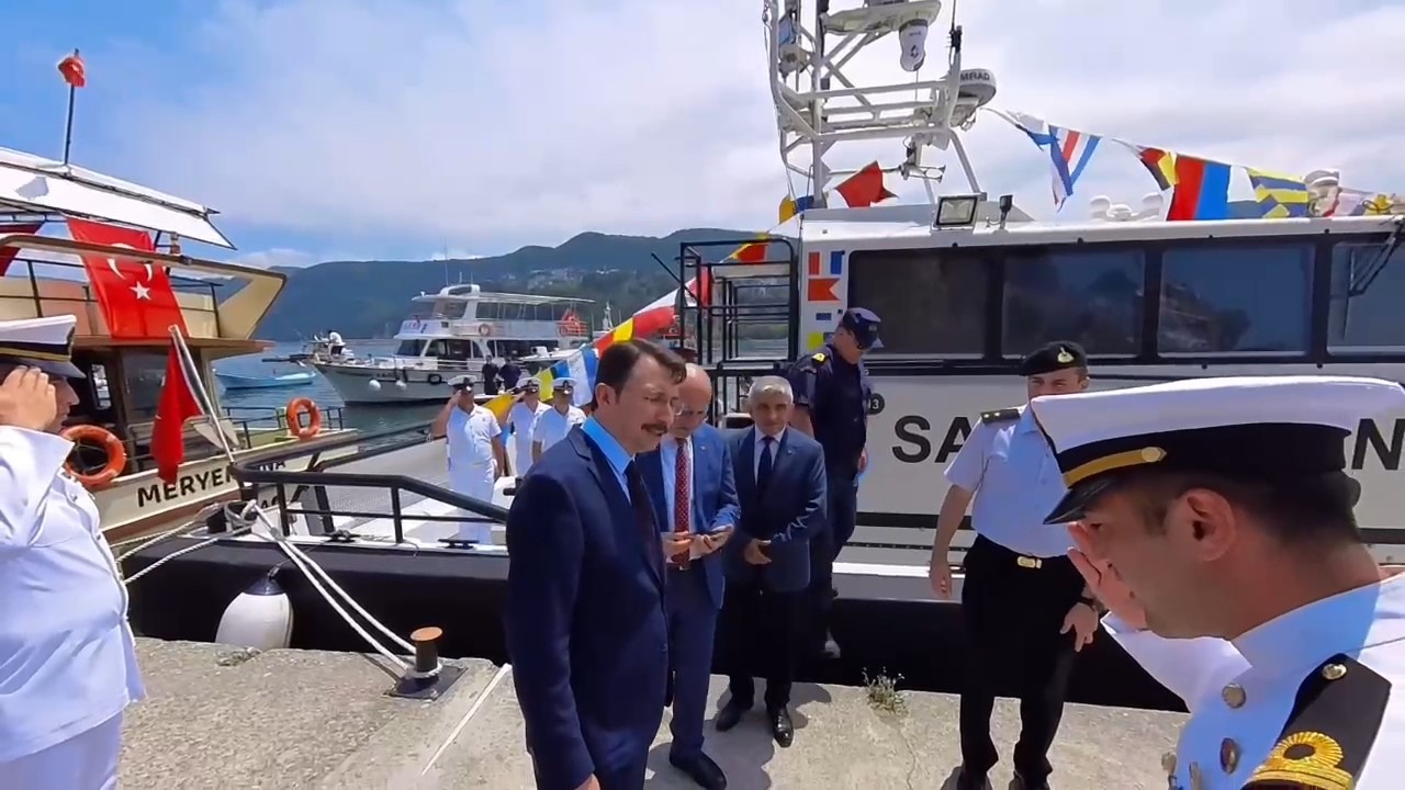 Görevine başlayan Kaymakam Çetin, ilk resmi törene katıldı