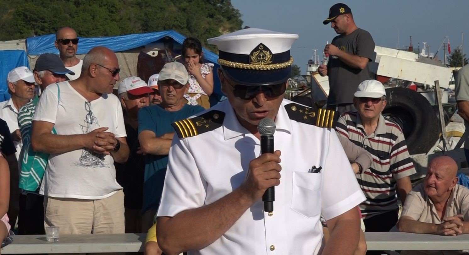 Kırklareli’nde Kabotaj Bayramı coşkusu: Yağlı direk yarışı nefes kesti